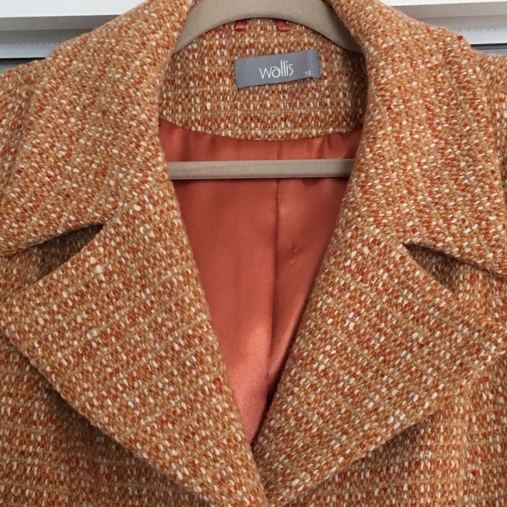 Lovely wool blend tweed car coat/blazer.